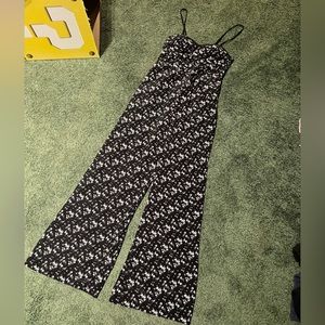 Black and white floral pantsuit 🖤✨